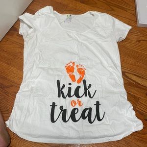White Xl Halloween themed Maternity Shirt